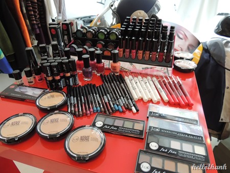 Glossybox hellothanh (23)